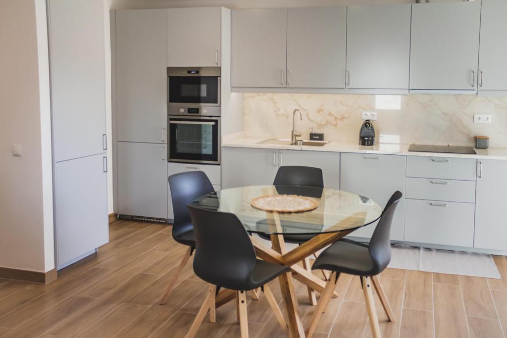 Lovely & Bright Renovated Apt. W/ Balcony In Λάγος Εξωτερικό φωτογραφία