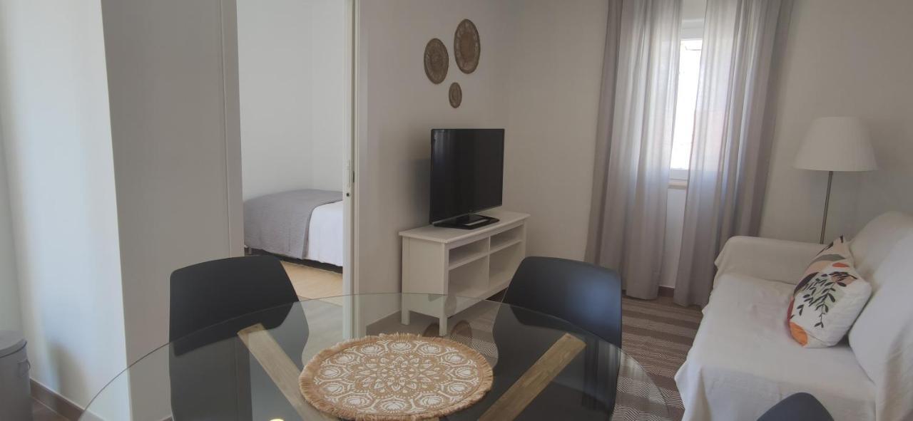 Lovely & Bright Renovated Apt. W/ Balcony In Λάγος Εξωτερικό φωτογραφία